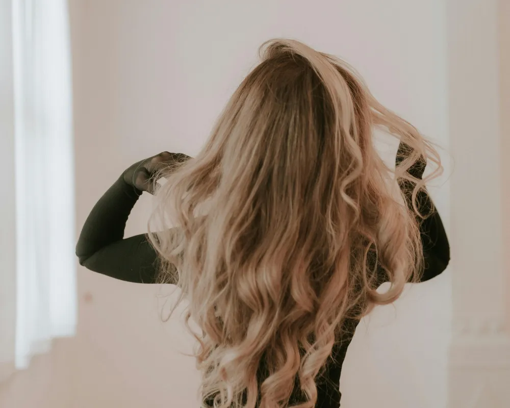 Step by Step Guide to Thicker, Bouncier Hair